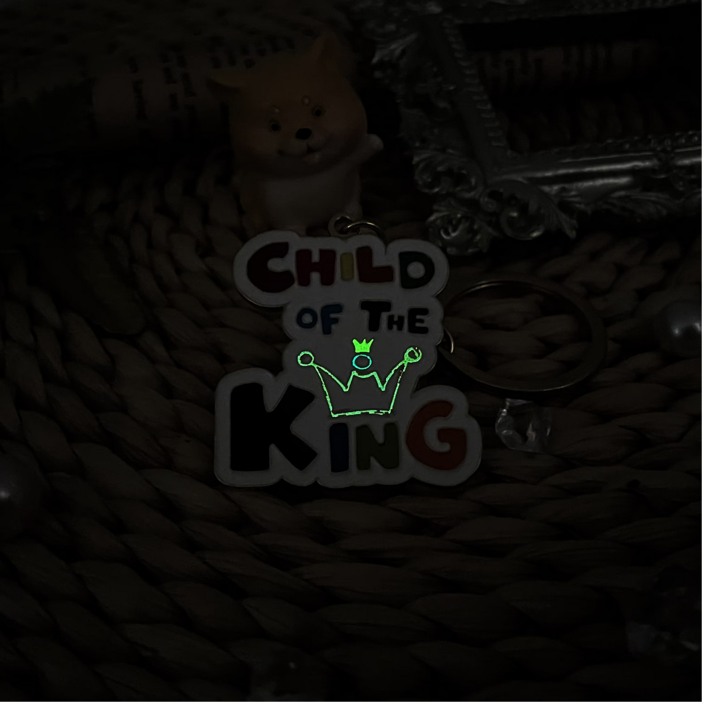 GLOW IN THE DARK KEYCHAIN