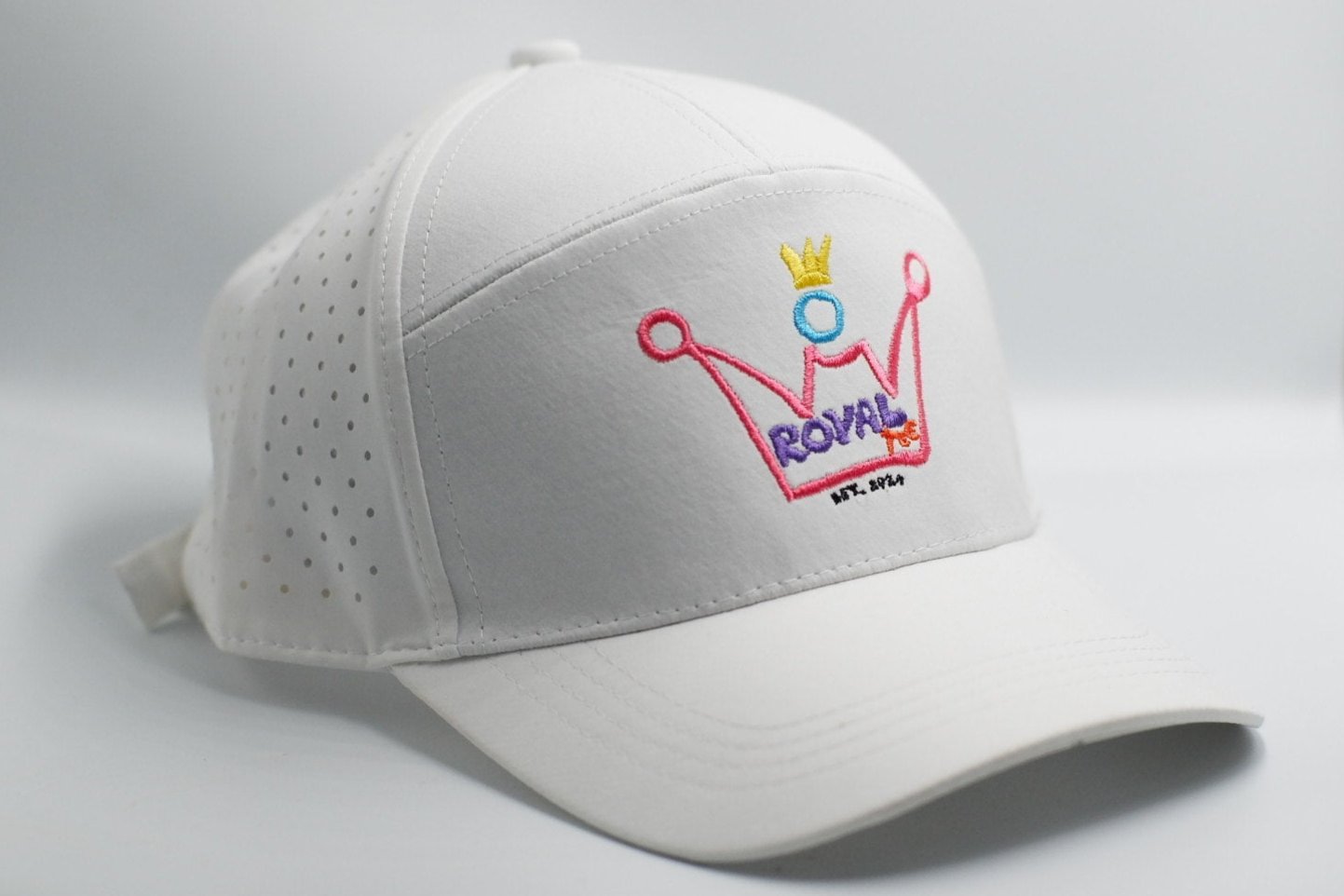 WHITE CAP ROYAL TEE LOGO